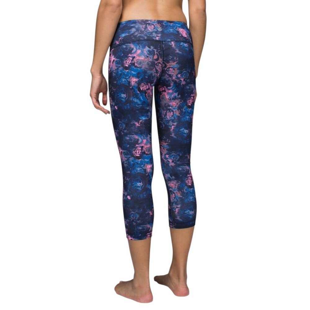 Lululemon Wunder Under Crop ll Moody Mirage Bark Berry Deep Navy Size 6 Workout - Picture 3 of 14
